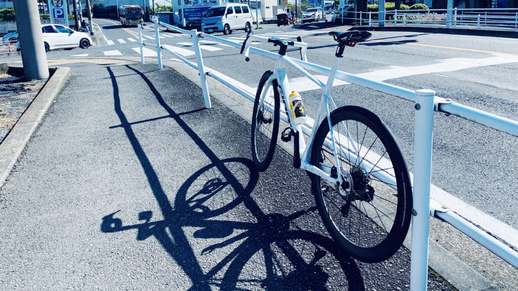 TCRに目立たないリアライトはどうでしょう?