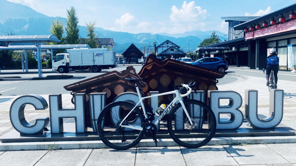 ロードバイク早起きは三文以上の徳があります