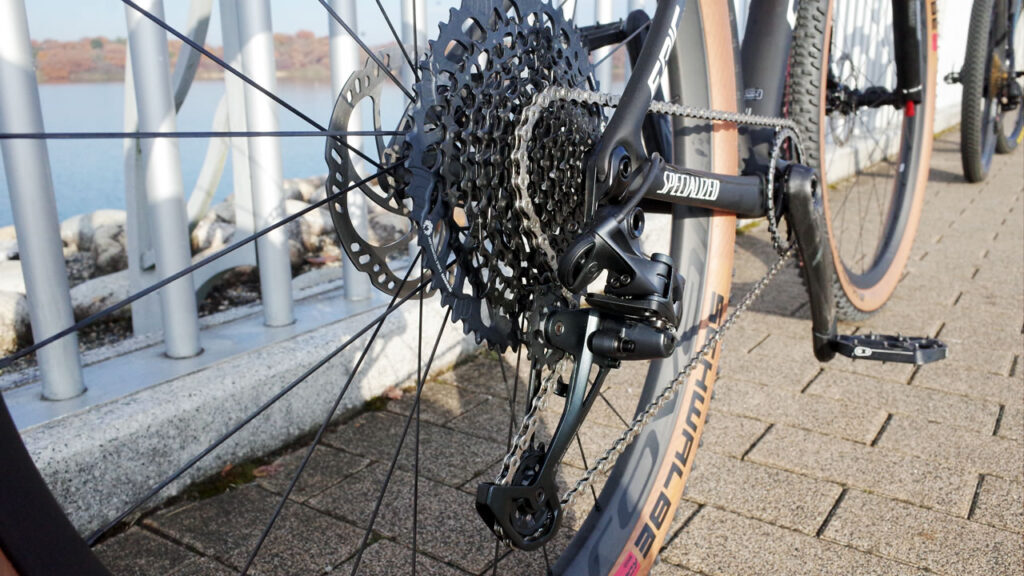 駆動系はSram GX Eagle