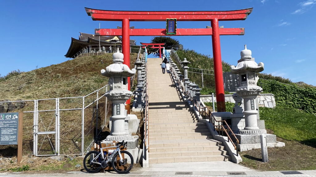 八戸の港を一望できる蕪島