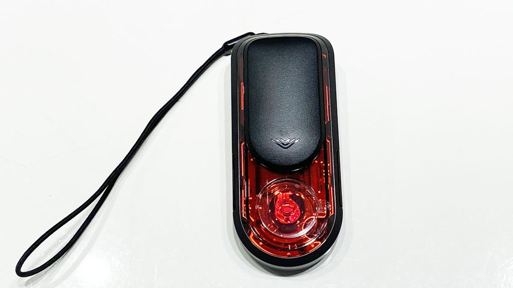 新発売のVaria RearVue 820は何が違うの?