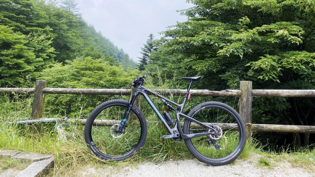 上り切ったぞ柳沢峠