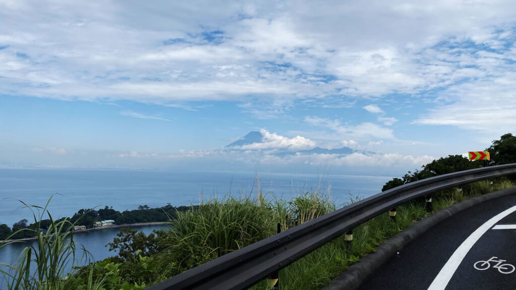 大瀬崎と富士山