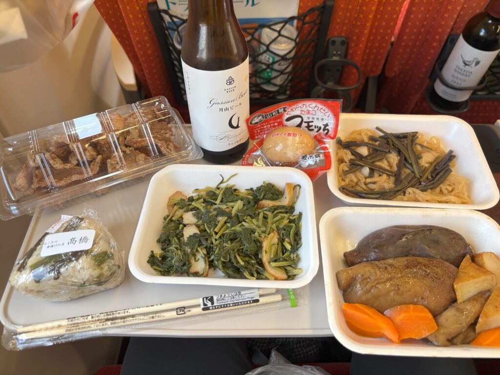 居酒屋・山形新幹線開店のお時間です