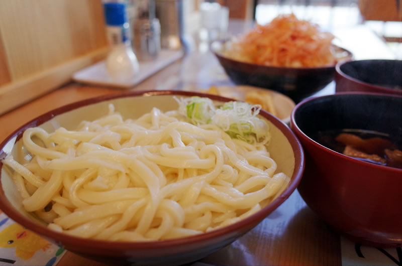 これがテレビで話題の肉汁うどんだ！