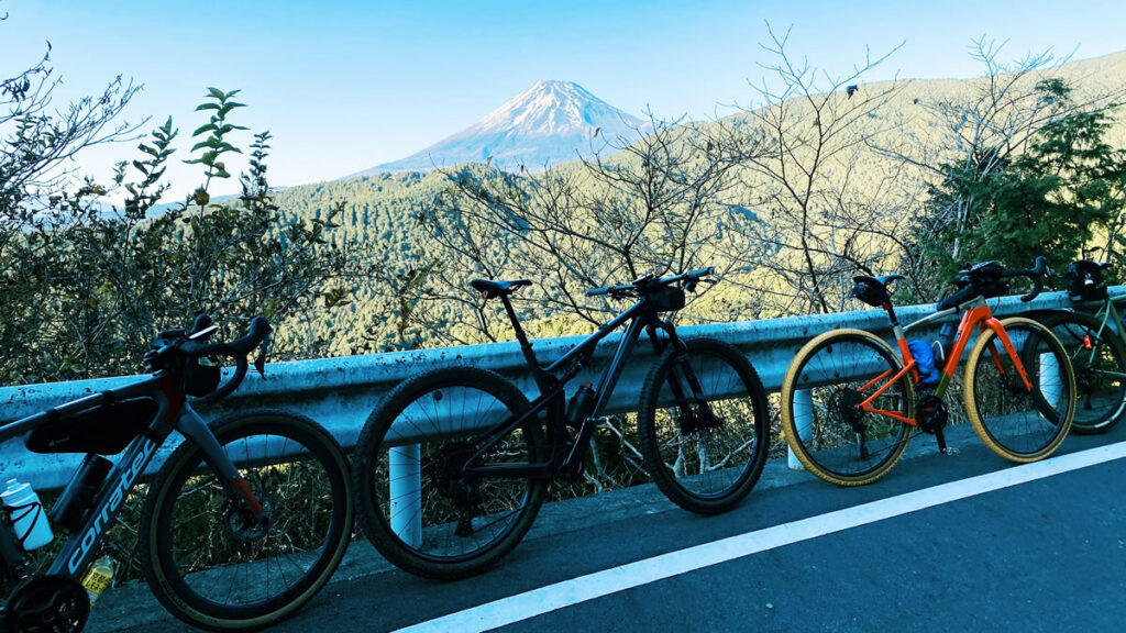 富士山の絶景を拝みながらのグラベルライド