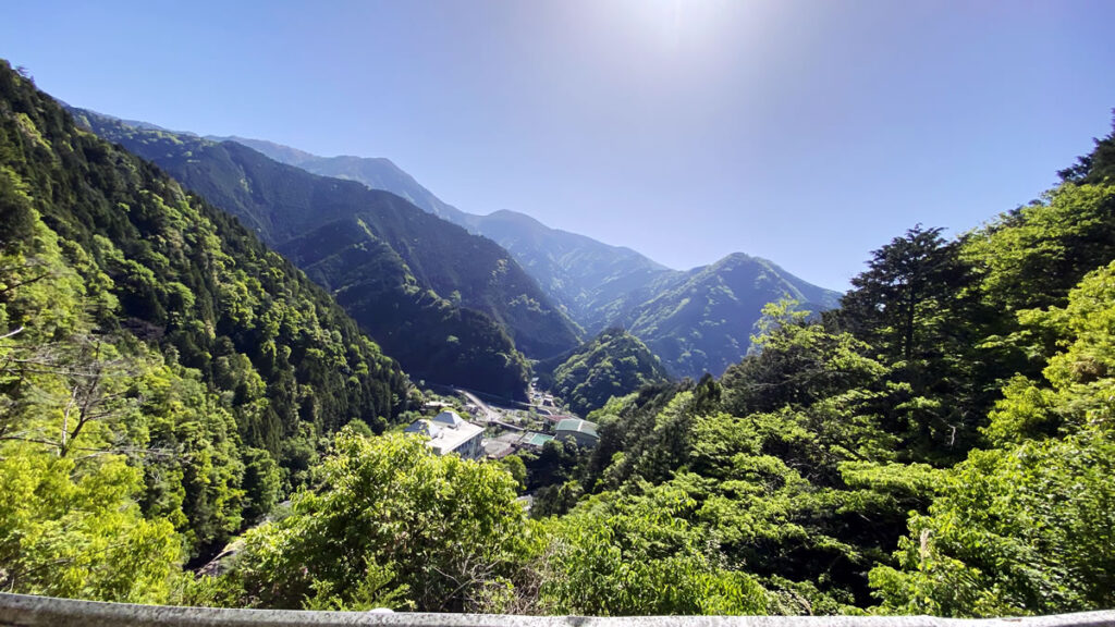 ほんの数百メートル上っただけでこの絶景