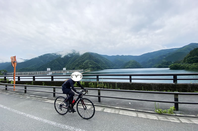 他県への移動自粛で、本日は奥多摩湖まで