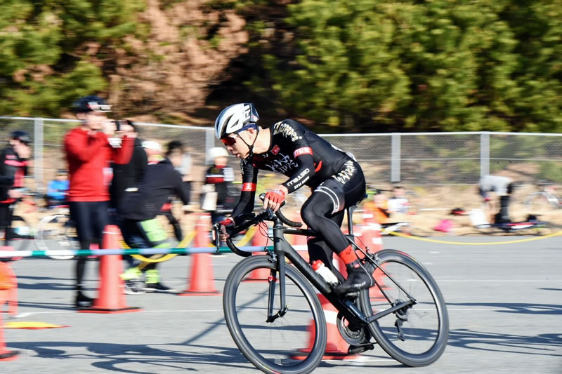 微妙なレース展開に大いに悩む