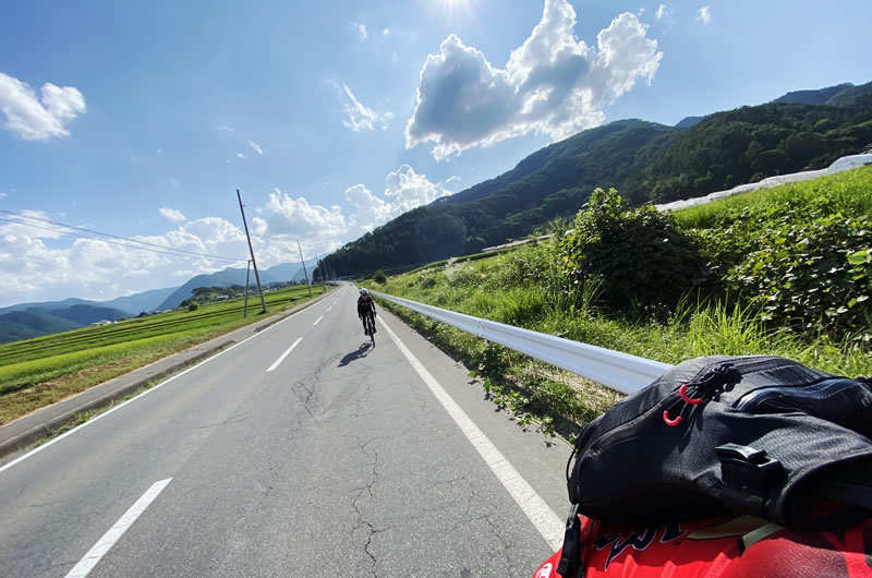 県道62号線の上田方面への下りが絶景