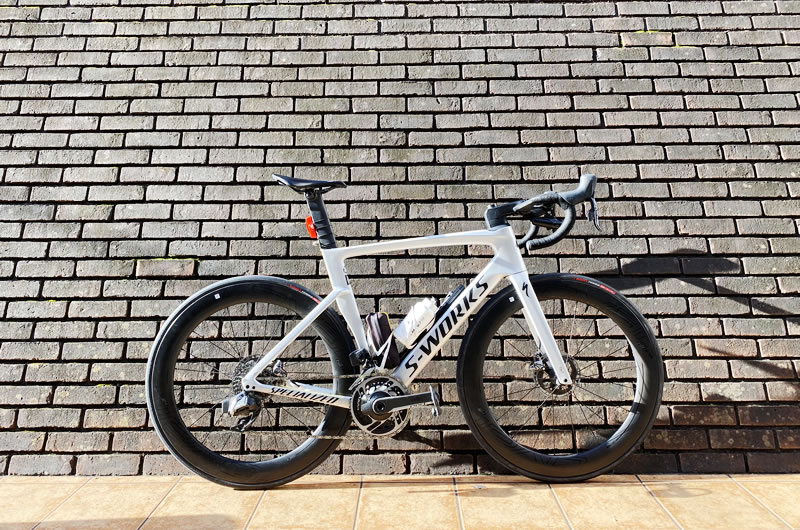 S-Works Venge、初めてのチューブレスの第一印象