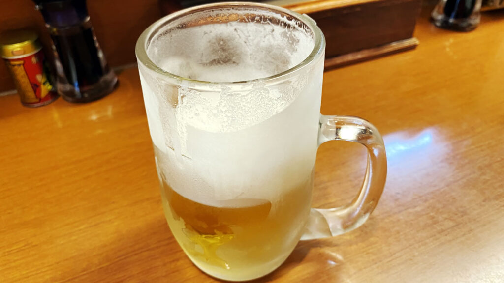 ビール美味いんだなぁ(^ω^)