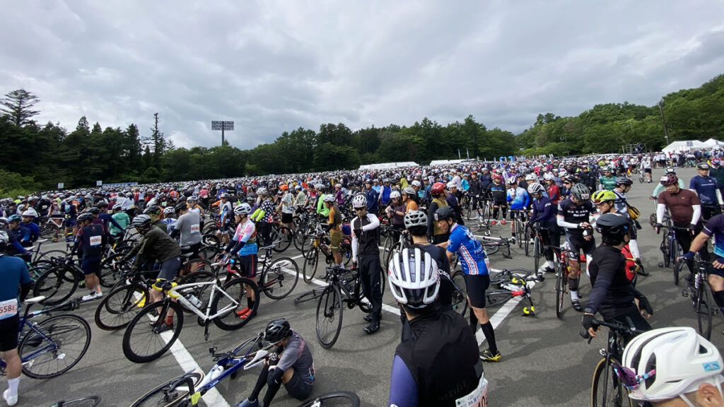見事な9,000人の参加者捌き