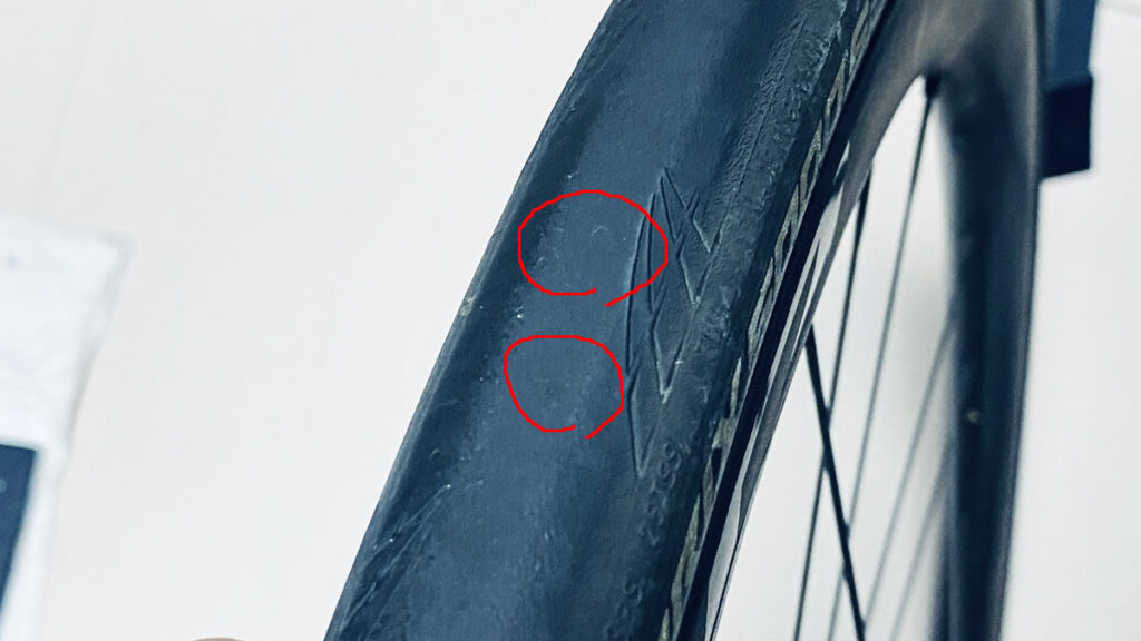 さすがGP5000だ、スリップサインが見えなくても大丈夫(大丈夫じゃない)