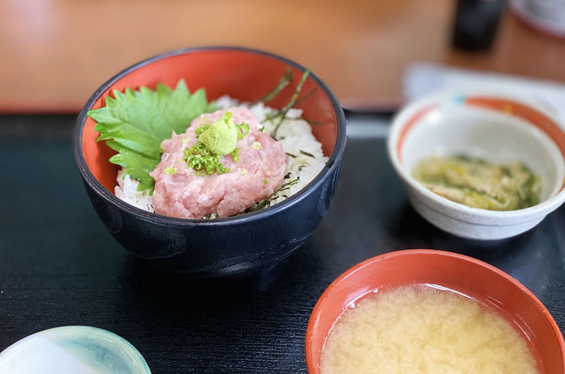 ネギトロ丼、スーパークオリティで650円は破格(；ﾟДﾟ)