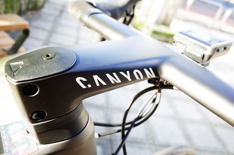 【 開梱 設置?無料 】自転車レックマウントでキャニオンのエアロハンドルに“カッコよく”サイコンと