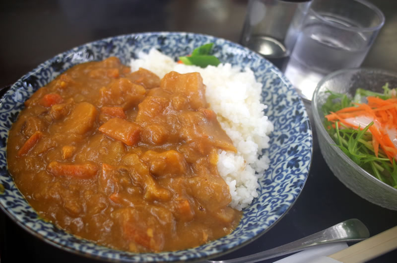 野菜いっぱいカレーライス！