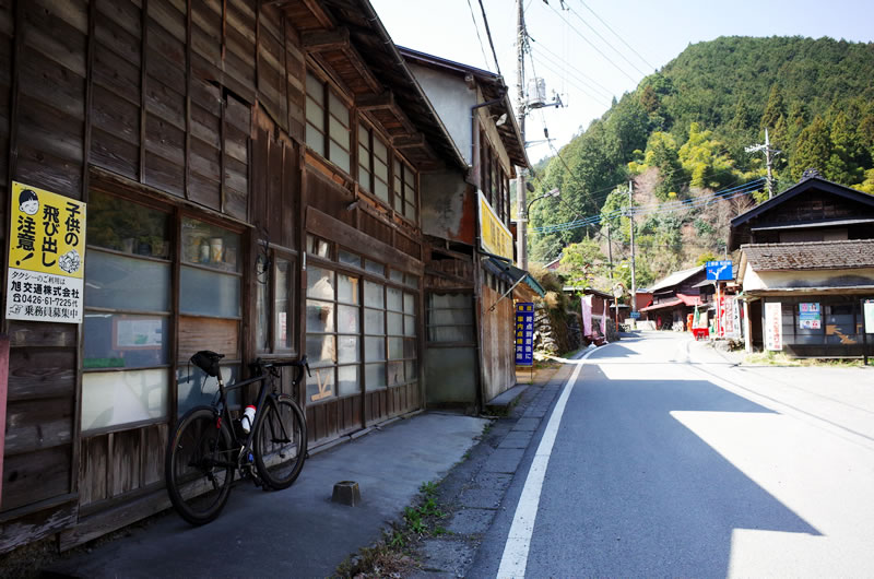 和田峠の入り口に来てはみたけれど・・・