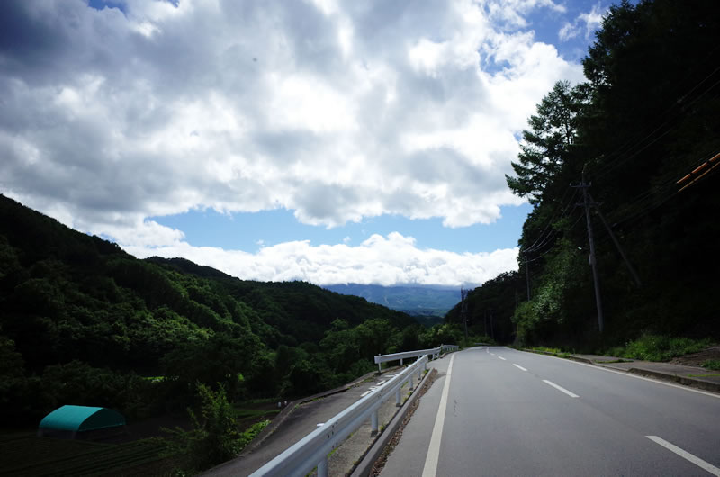 目の前の雲は八ヶ岳