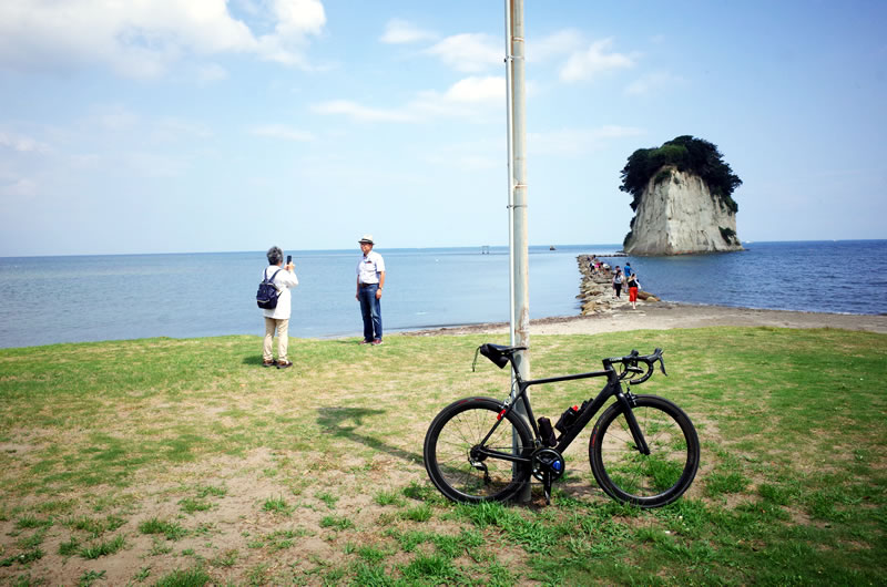 見附島までｗ カップル推し(;´Д｀)