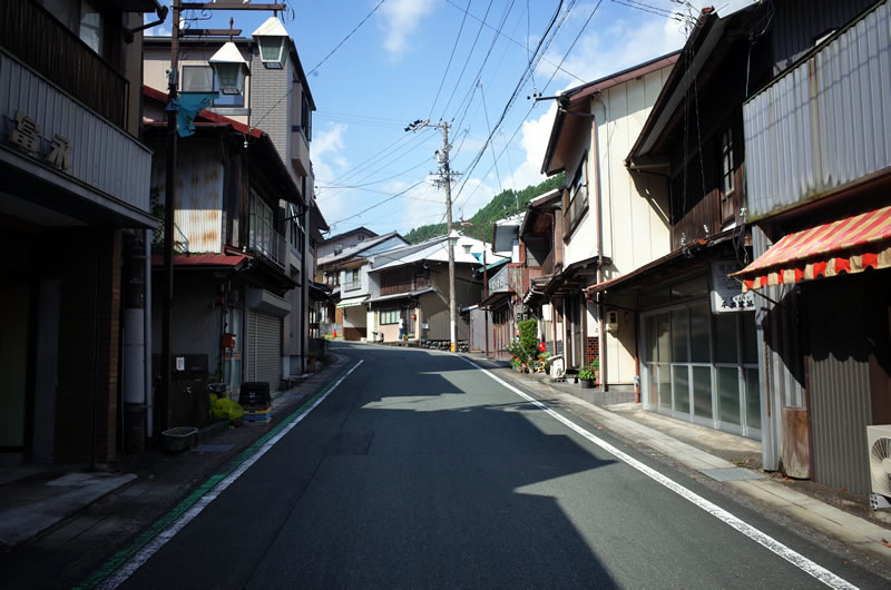 水窪で飲食店を探してみたけれど・・・