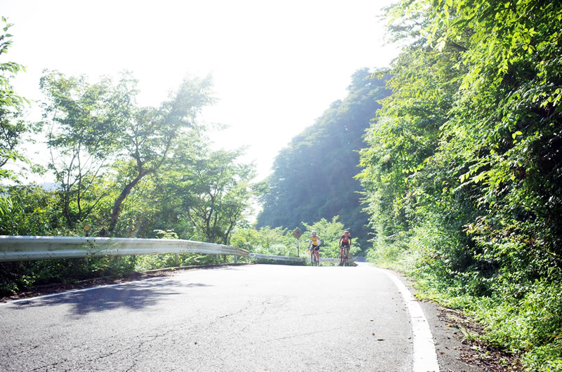 この日の主役がヤビツ峠にやってきた