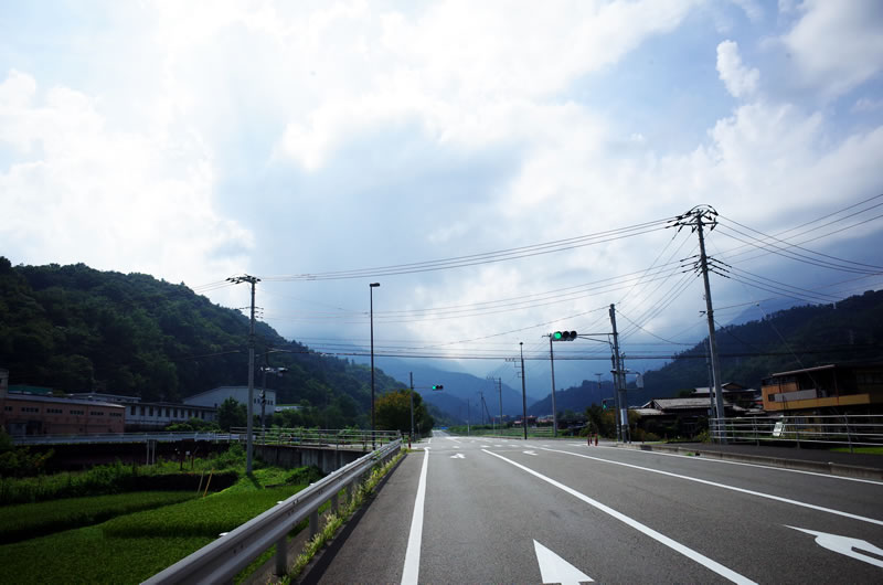 林道黒野田線を目指すのだが・・・