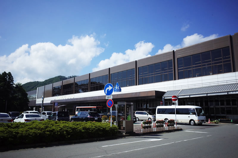 群馬CSCの最寄り駅は上毛高原駅