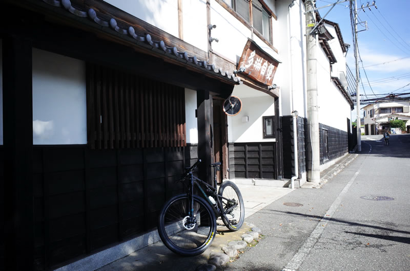 東京の酒蔵・石川酒造で酒の歴史に触れる