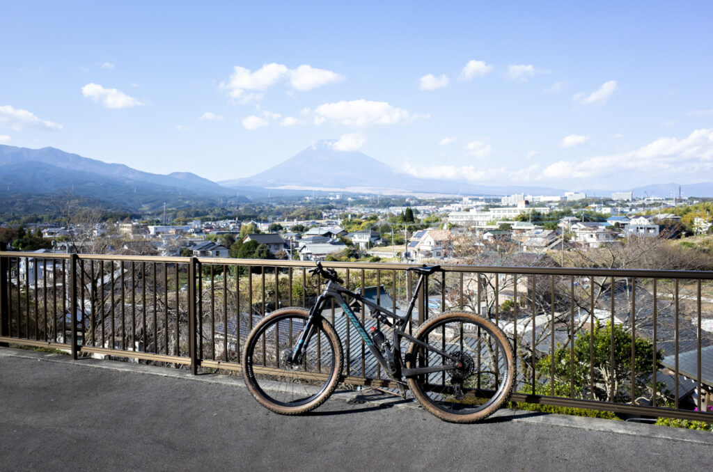 裾野市の目ぼしいものが見つからない・・・